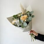 Gėlių puokštė - karamelė