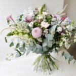 didelė gėlių puokštė