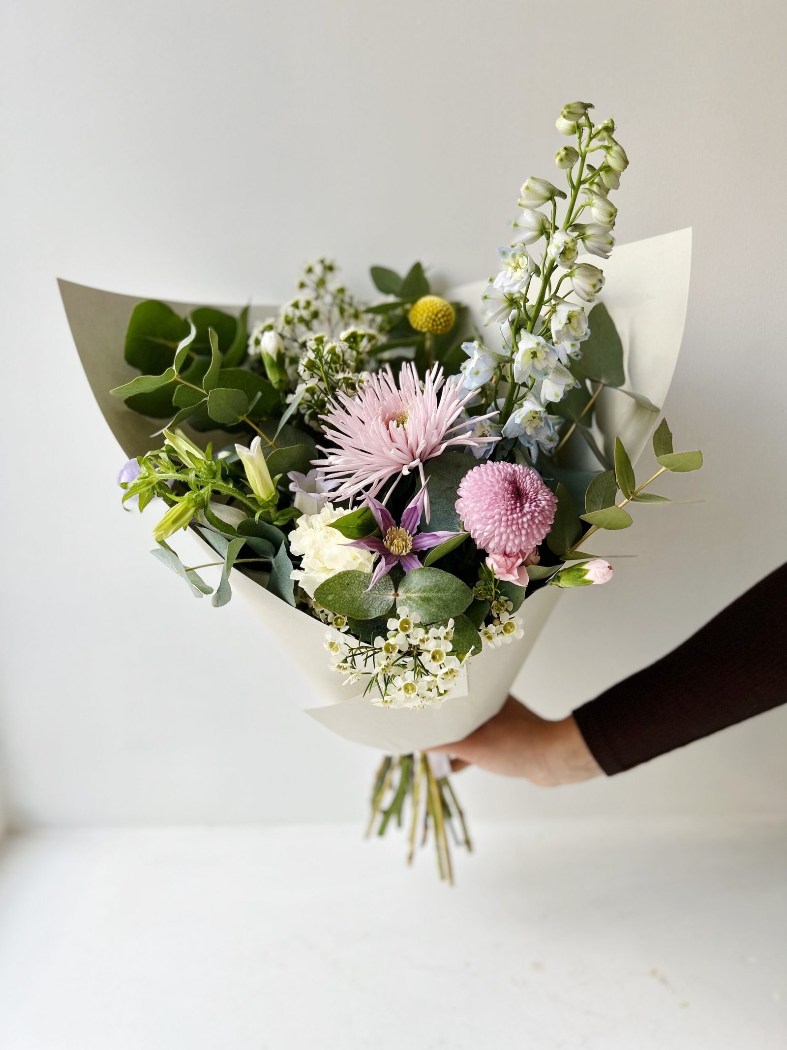 Gėlių puokštė - Brunchas pievoje