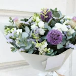 didelė gėlių puokštė